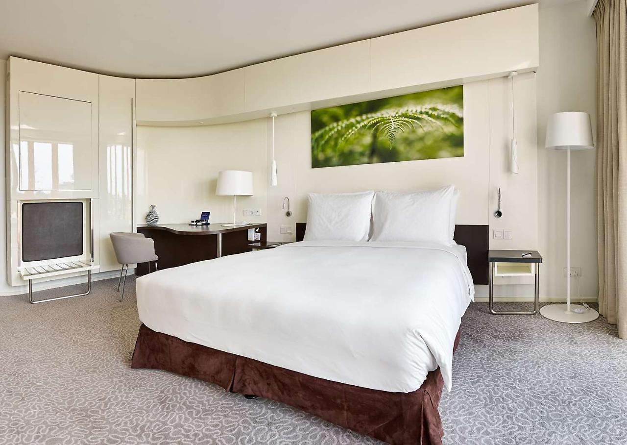 Radisson Blu Hotel & Convention Centre Kigali Dış mekan fotoğraf Suite