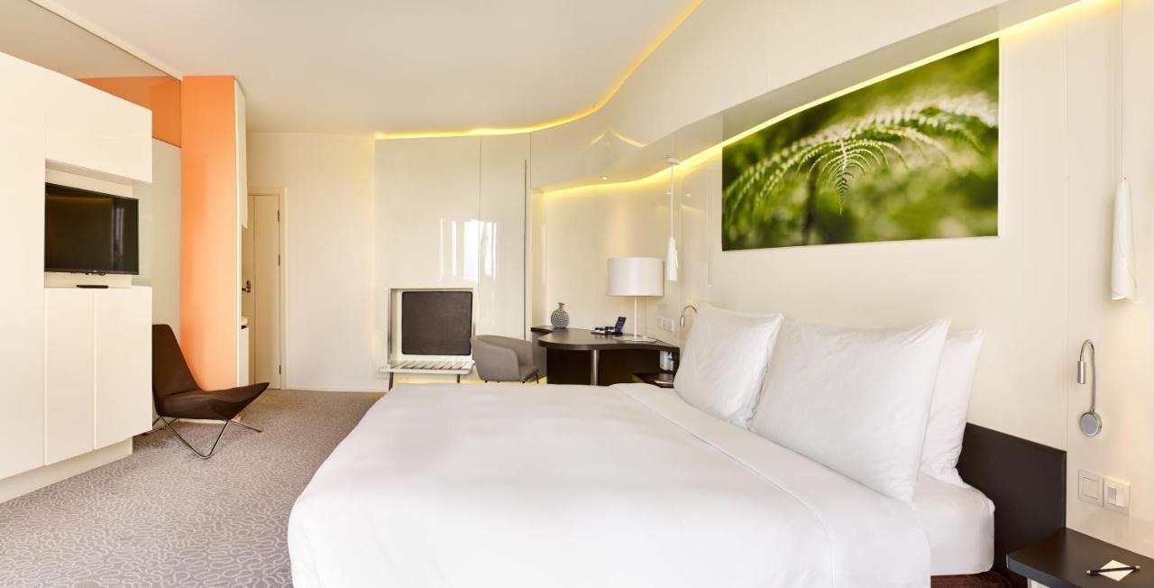 Radisson Blu Hotel & Convention Centre Kigali Dış mekan fotoğraf